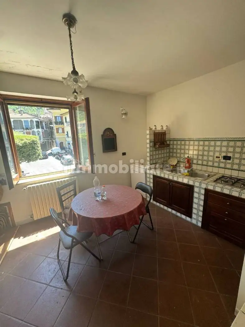 Appartamento piazza Leonardo di Capua 2, Centro, Bagnoli Irpino - foto 3