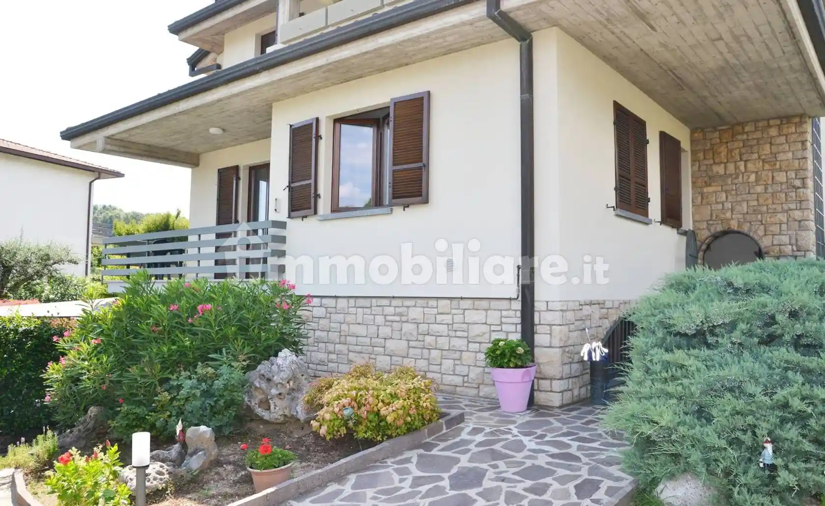 Appartamento in affitto a Trescore Balneario