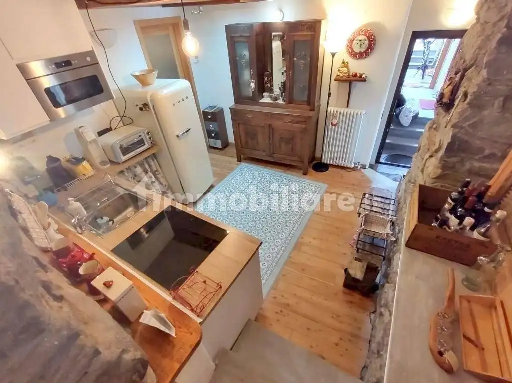 Appartamento in vendita a Saint-Rhémy-En-Bosses