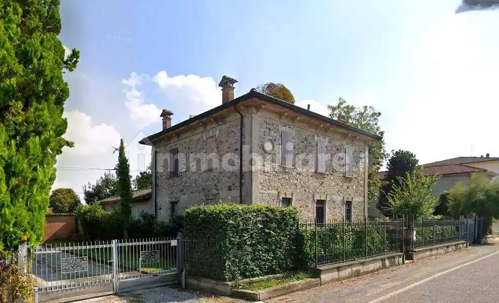 Villa in vendita a San Giorgio Piacentino