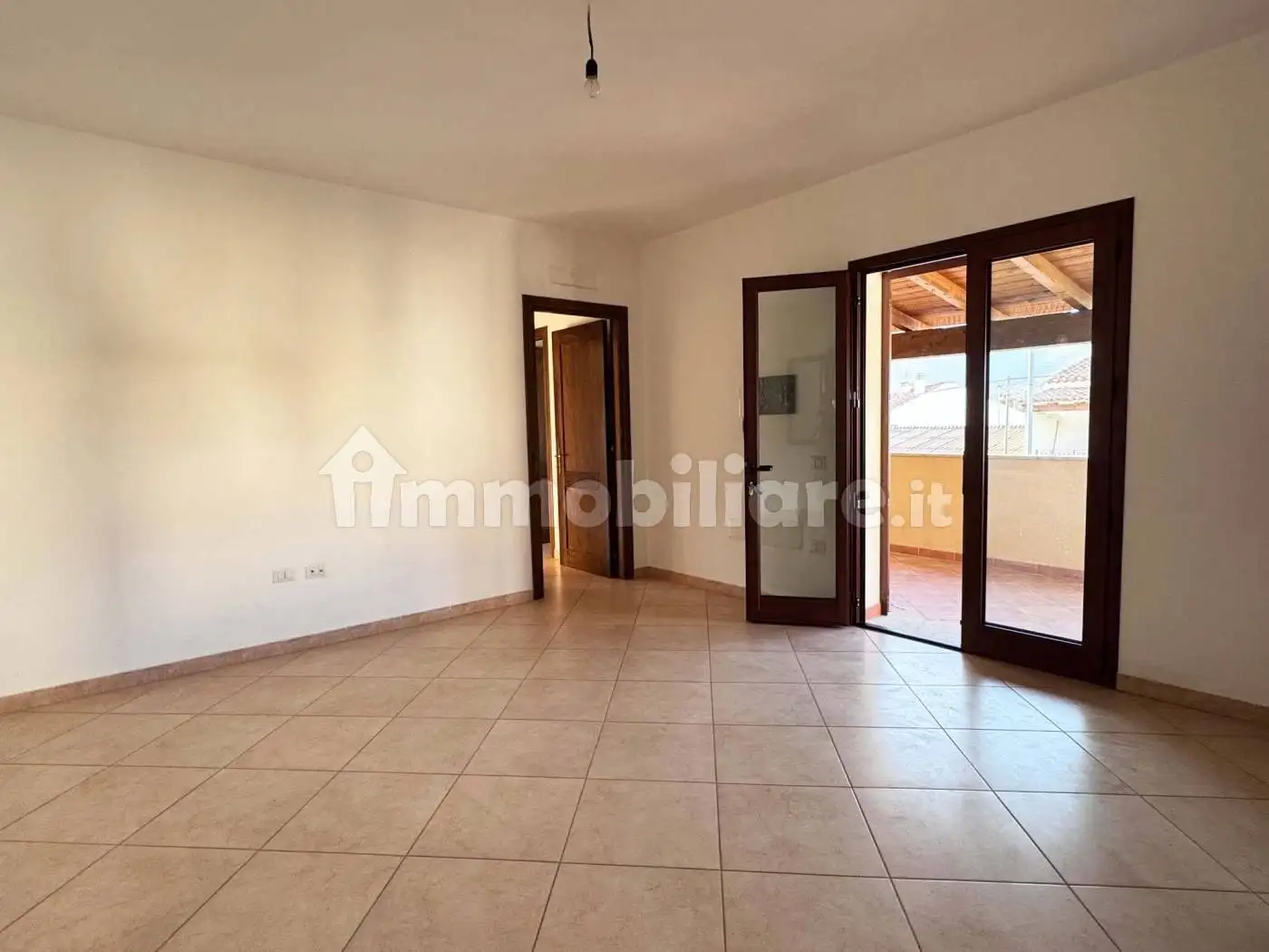 Trilocale via Liberazione 66, Centro, Torpè - foto 4