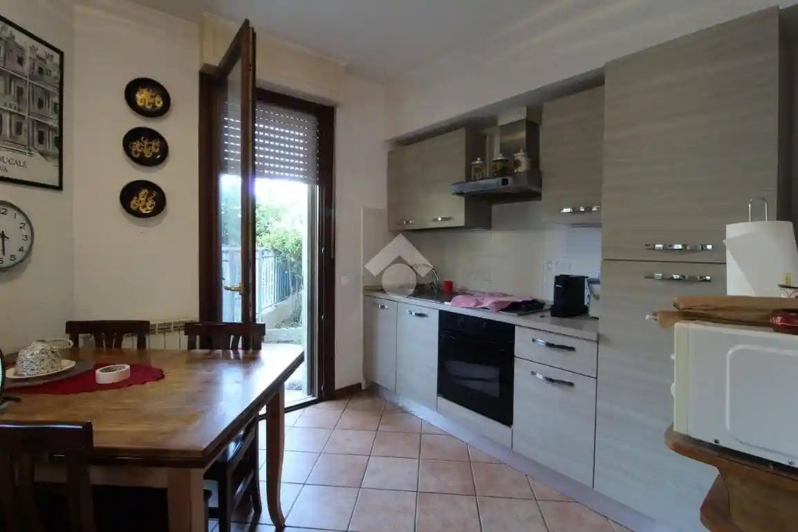 Appartamento in vendita a Viareggio