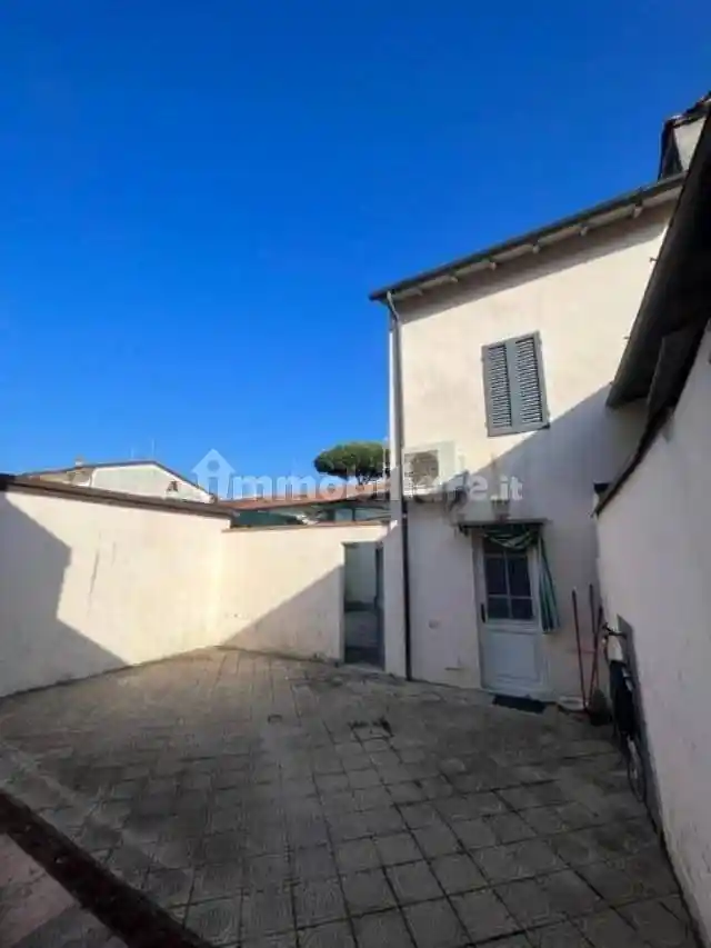 Villetta a schiera in vendita a Camaiore