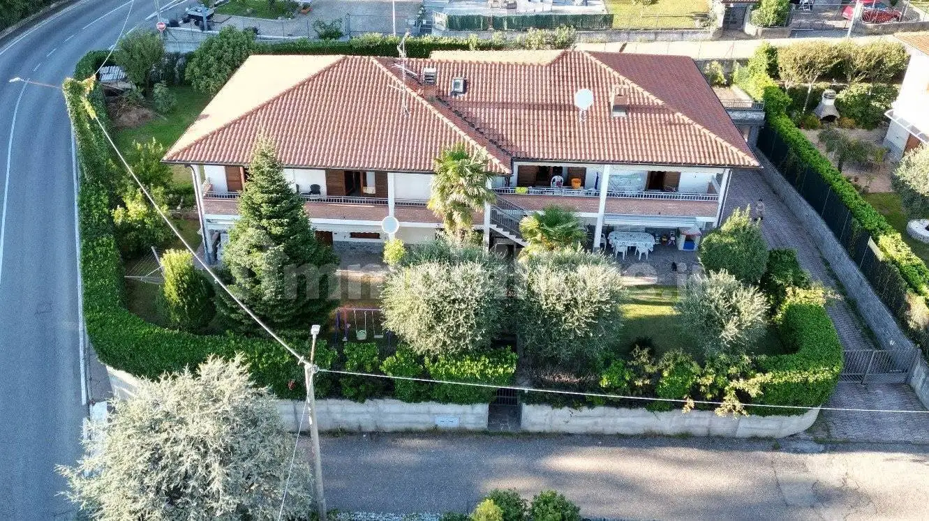 Villa in vendita a Saltrio