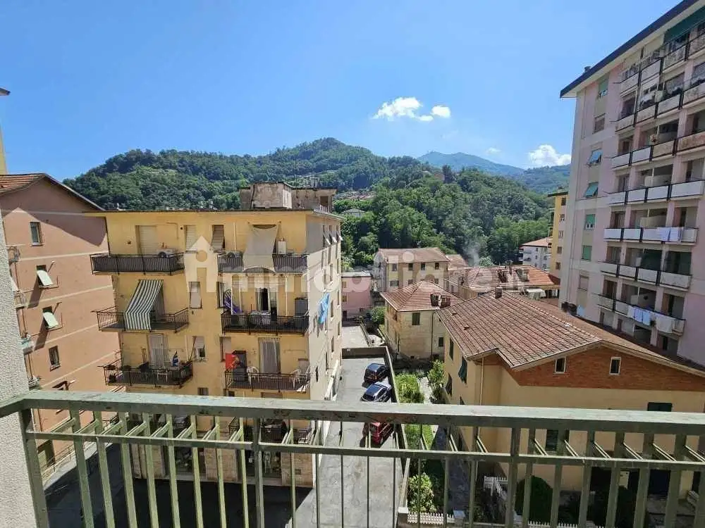 Appartamento in vendita a Campomorone