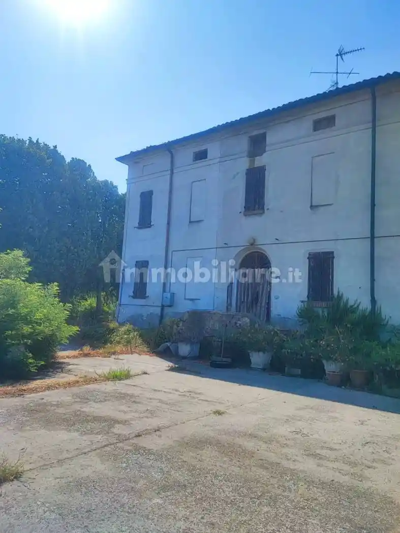 Rustico - Casale in vendita a Viadana