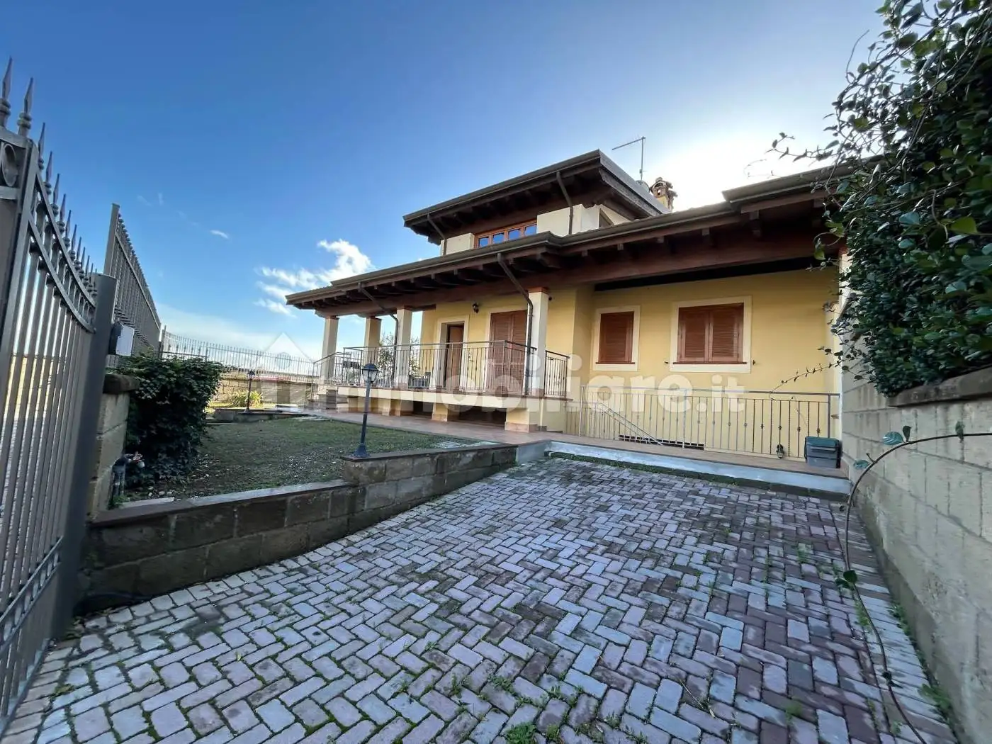 Villa in vendita a Ladispoli