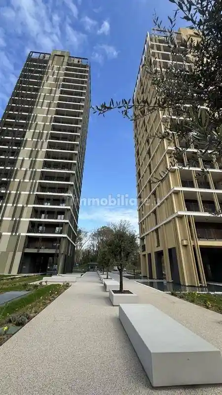 Quadrilocale via Ruggero Ruggeri 20, Udine, Milano - foto 4