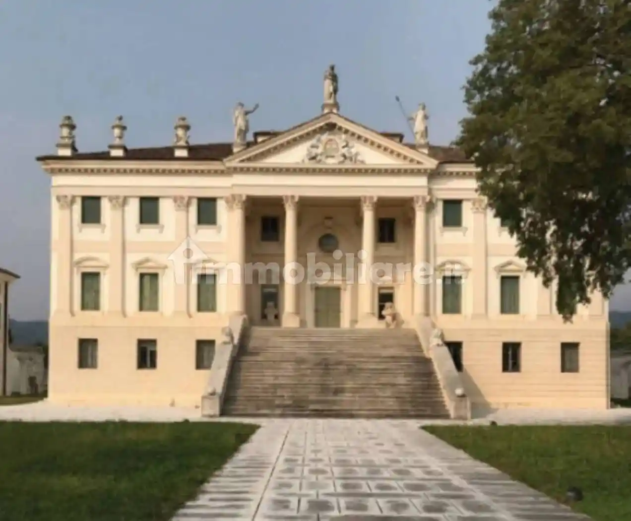 Villa in vendita a Volpago del Montello