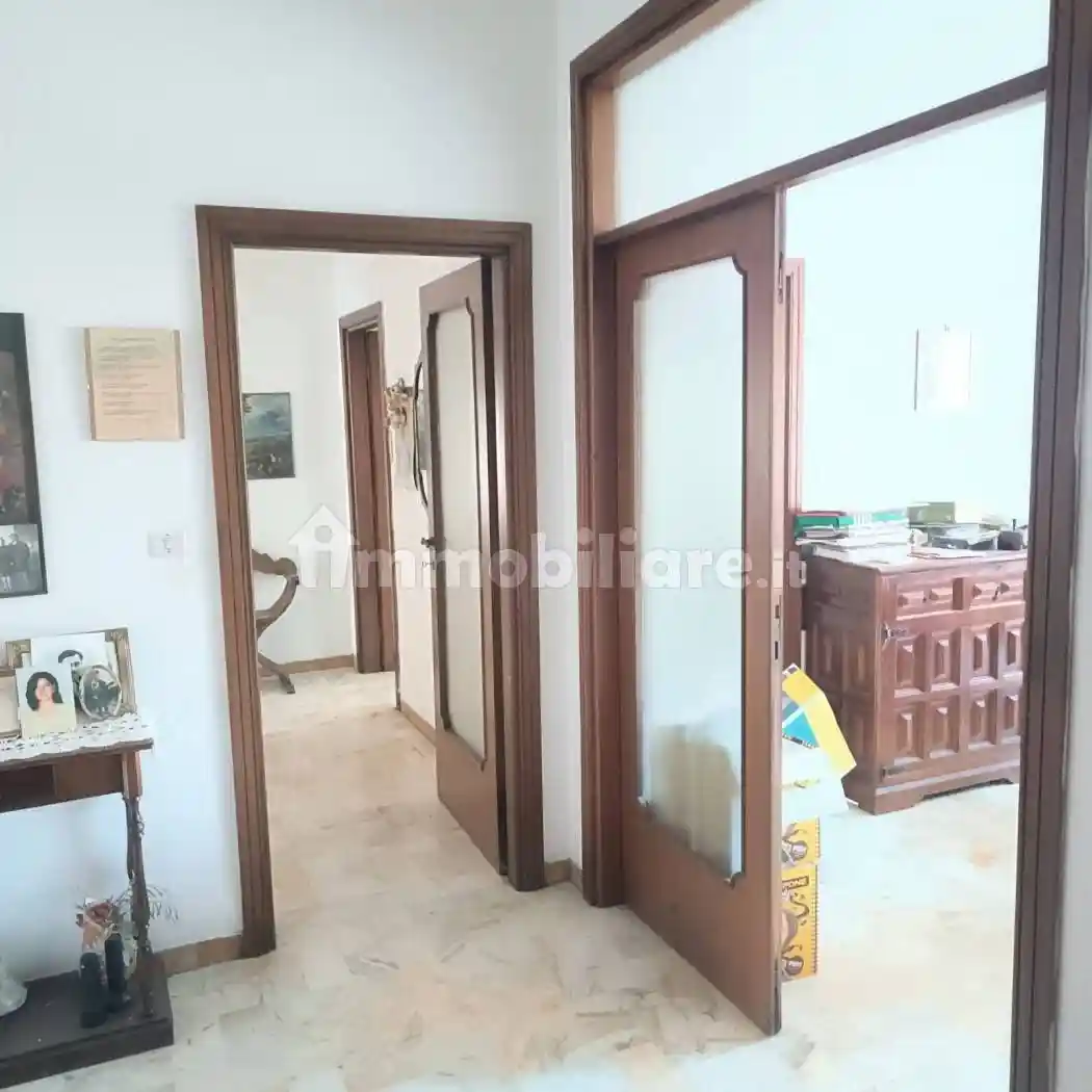 Appartamento via Fratelli Bisogno 41, Emanuele II, C. Colombo, Morelli e Silvati, Avellino - foto 4