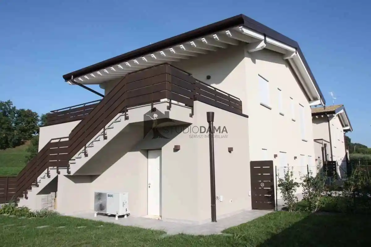 Villa in vendita a Desenzano del Garda