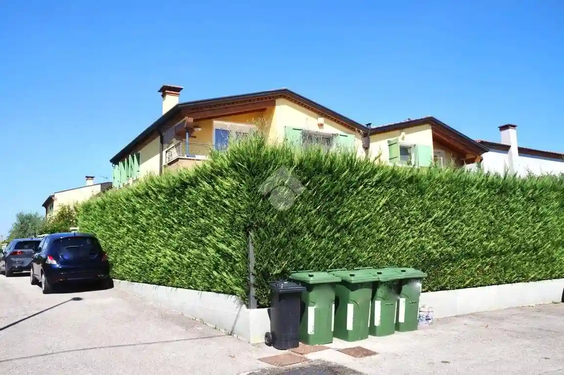 Villetta a schiera - foto 2