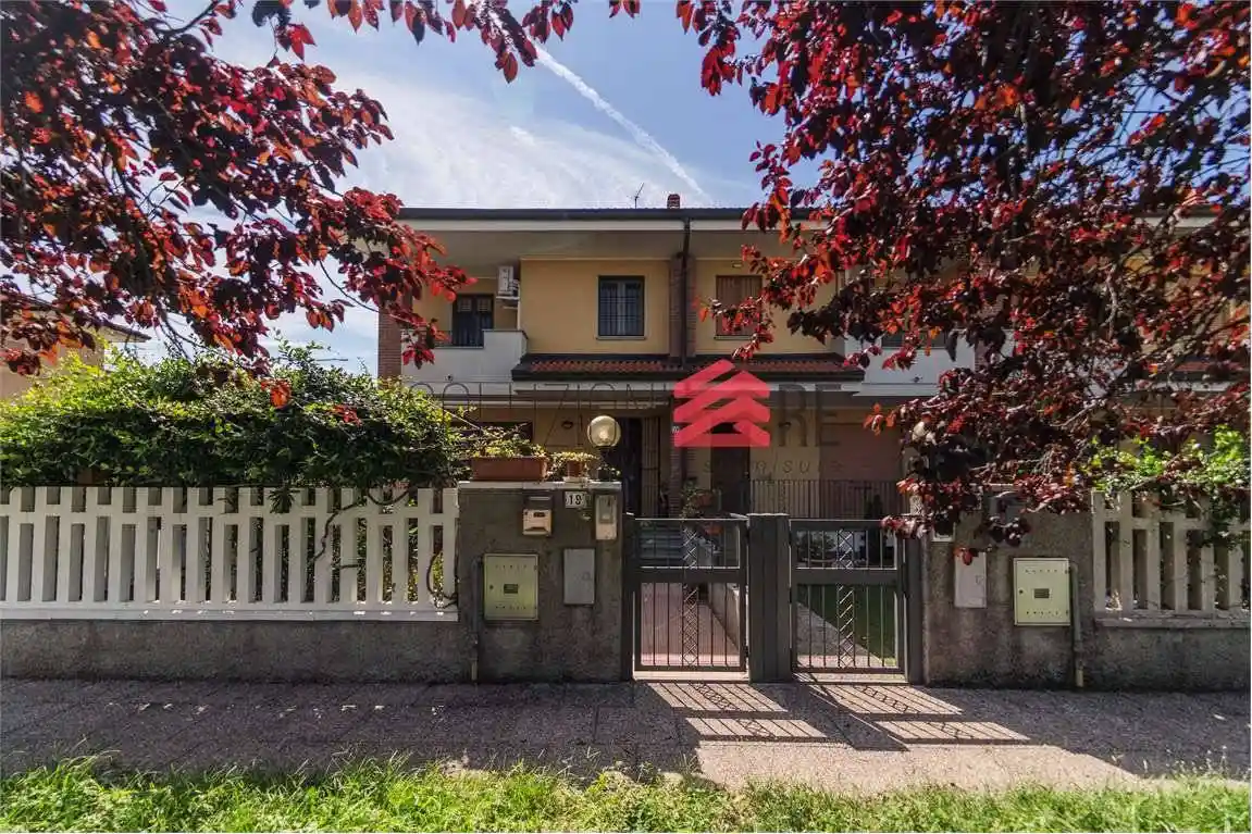 Villetta a schiera in vendita a Trecate