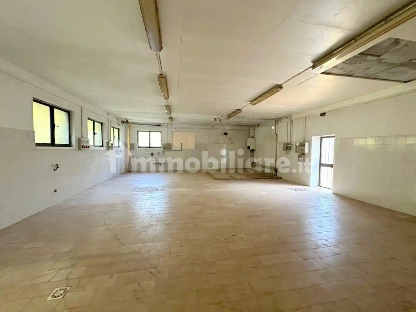 Palazzo - Edificio in Vendita - foto 2