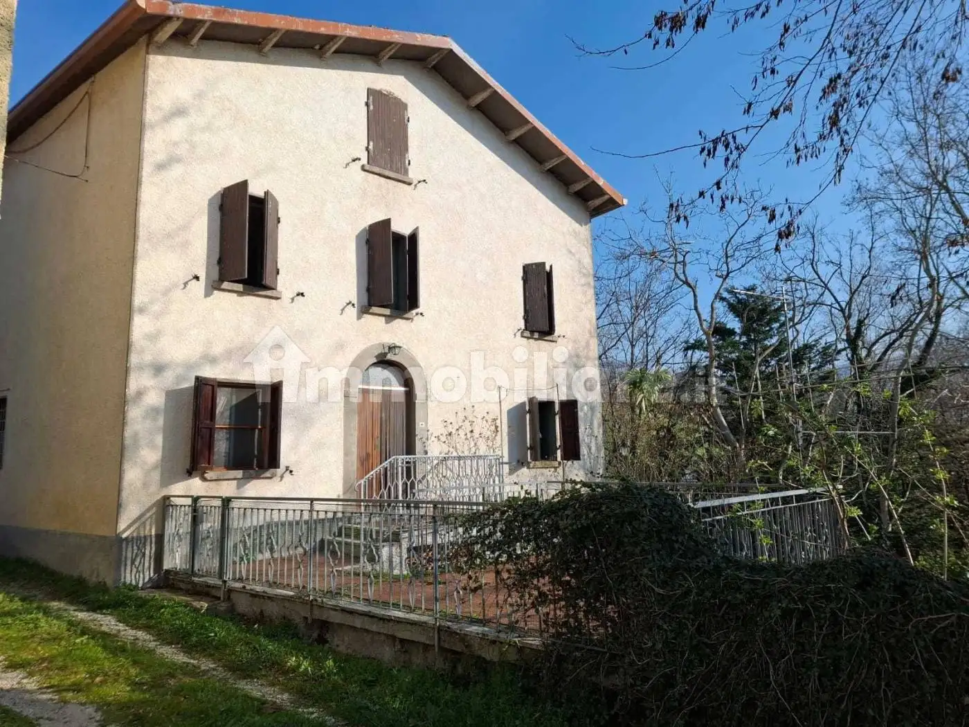 Villa in vendita a Maiolo