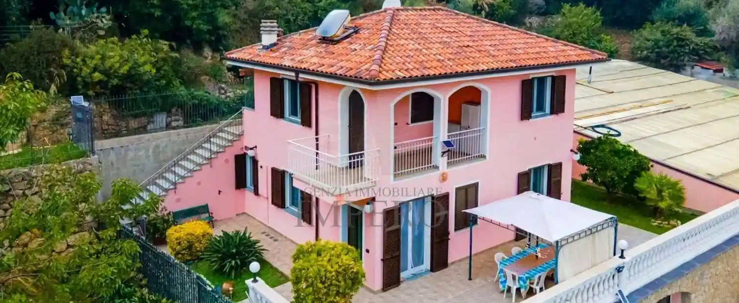 Villa in vendita a Camporosso