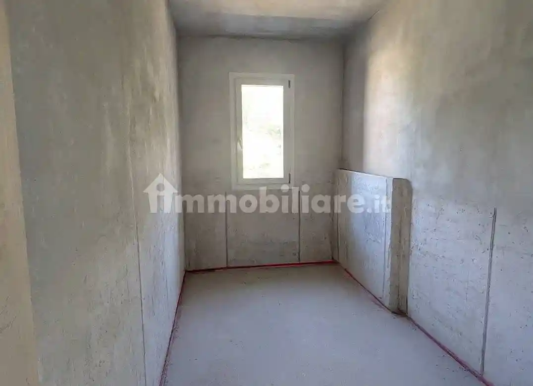 Trilocale via Brughiere  22070, Beregazzo con Figliaro - foto 2