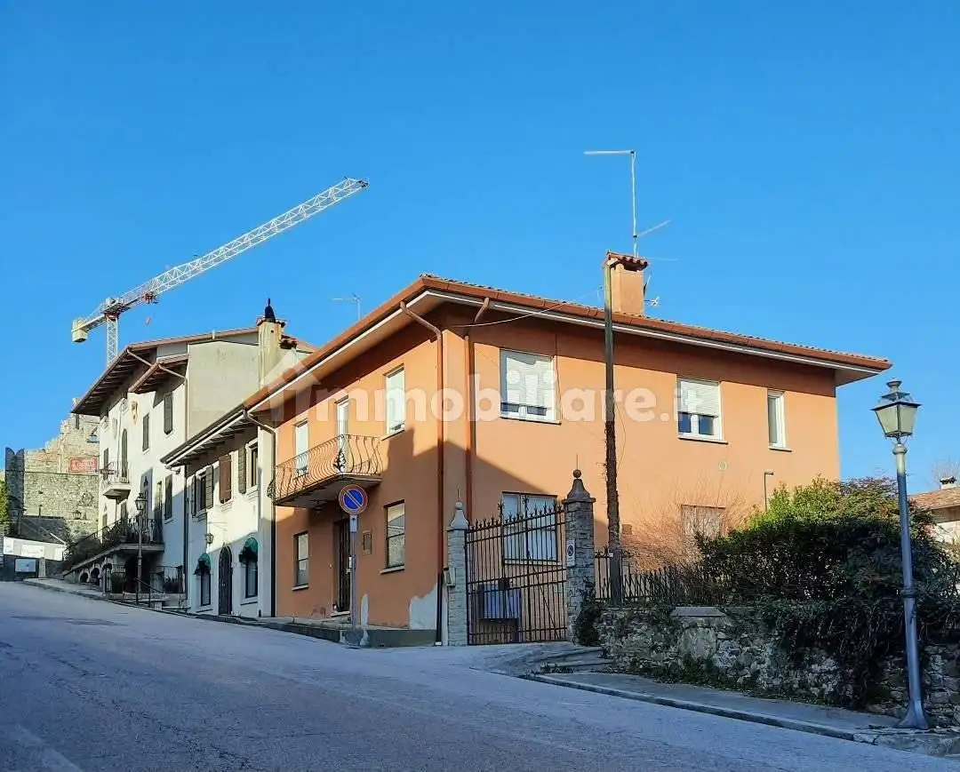 Casa indipendente in vendita a Colloredo di Monte Albano