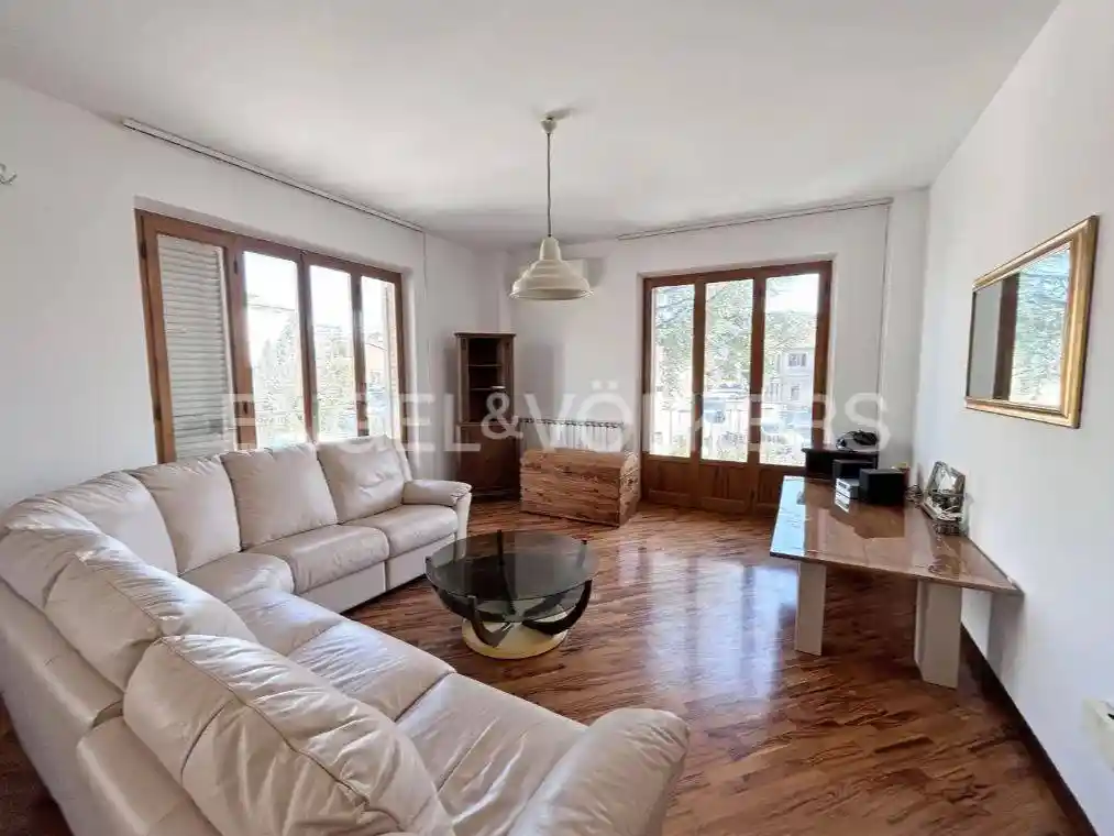 Casa indipendente in vendita a Falerone