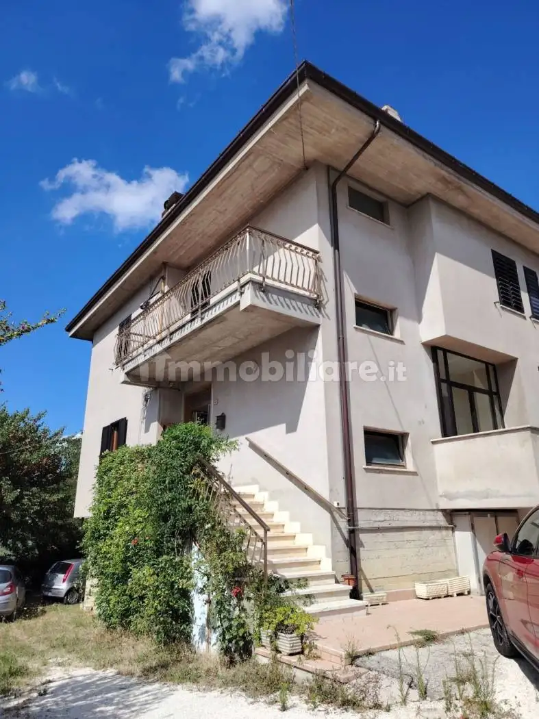 Appartamento in vendita a Castignano