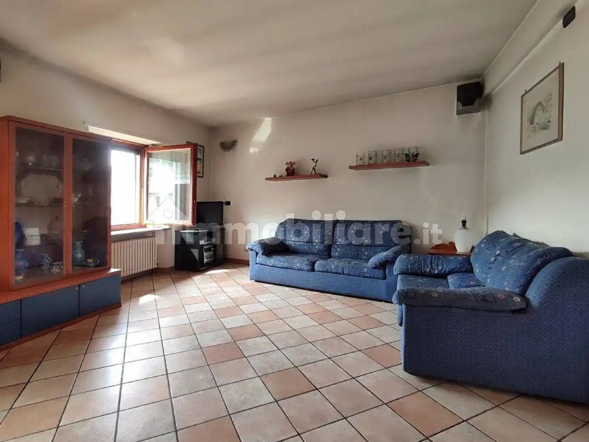 Casa indipendente in vendita a Brosso