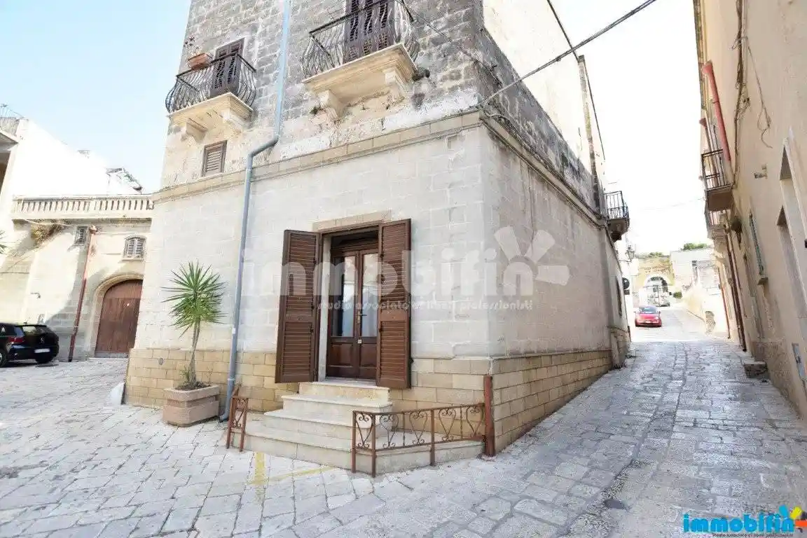 Appartamento in vendita a Oria