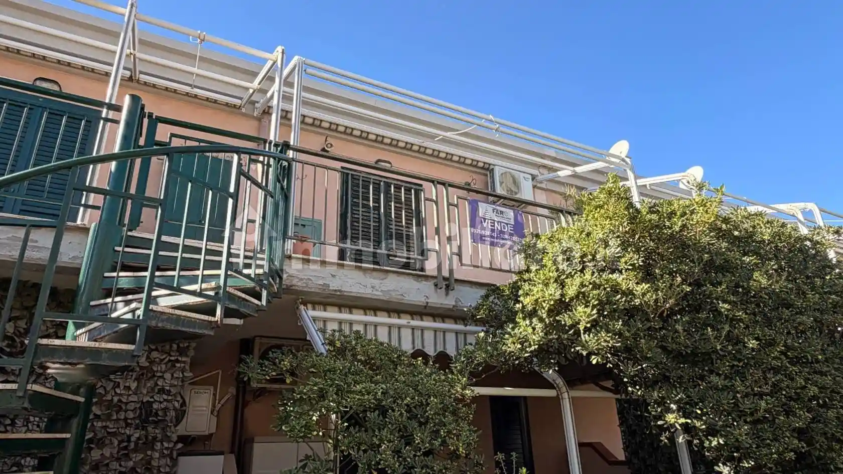 Appartamento in vendita a Campofelice di Roccella