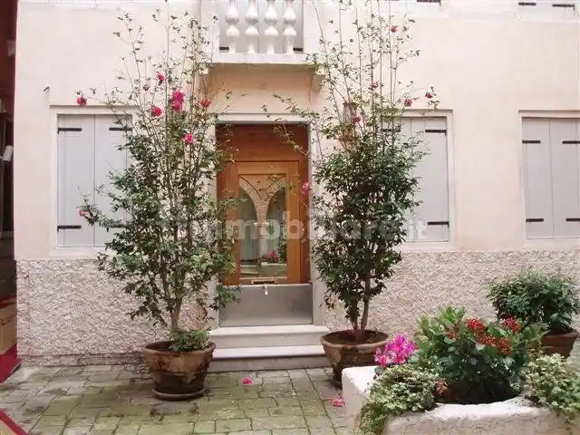 Casa indipendente in vendita a Venezia