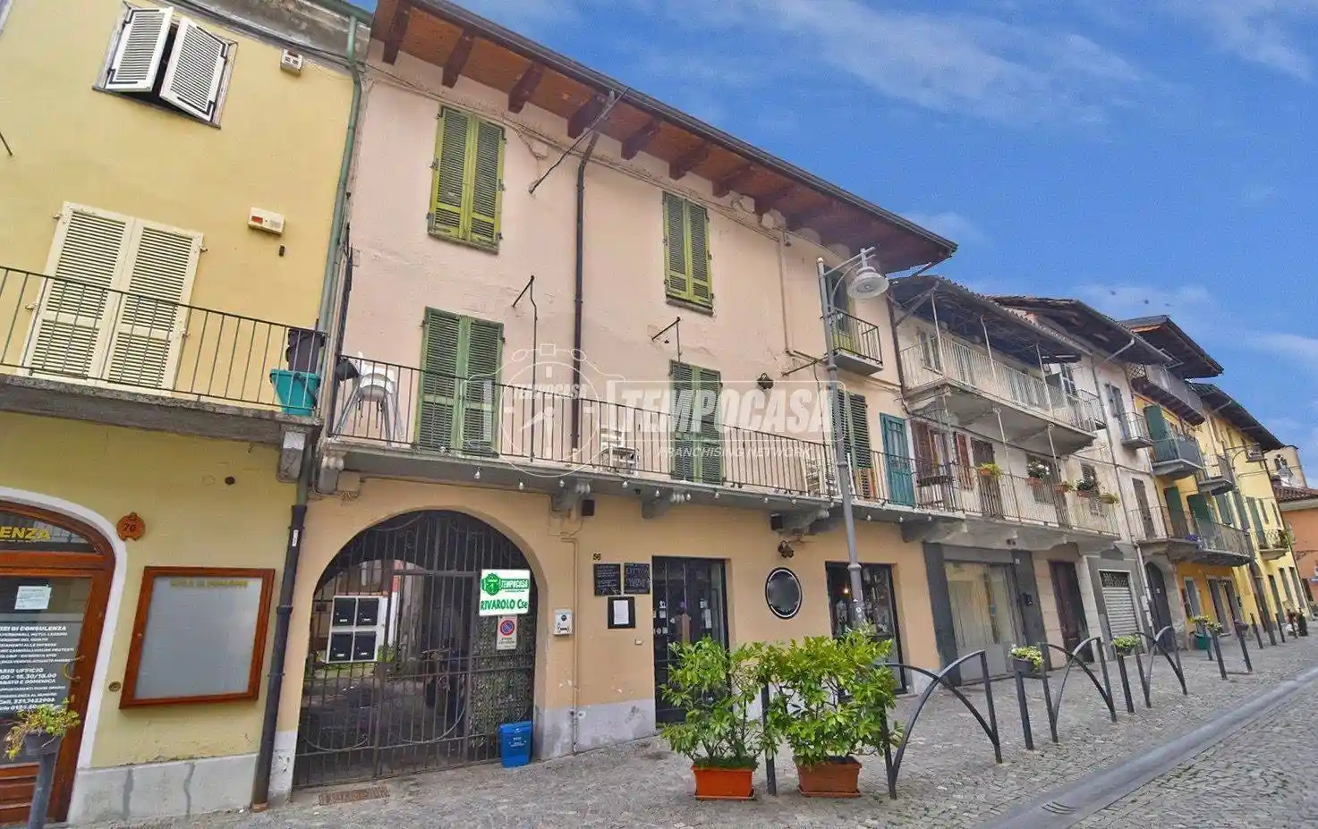 Palazzo - Edificio in vendita a Rivarolo Canavese