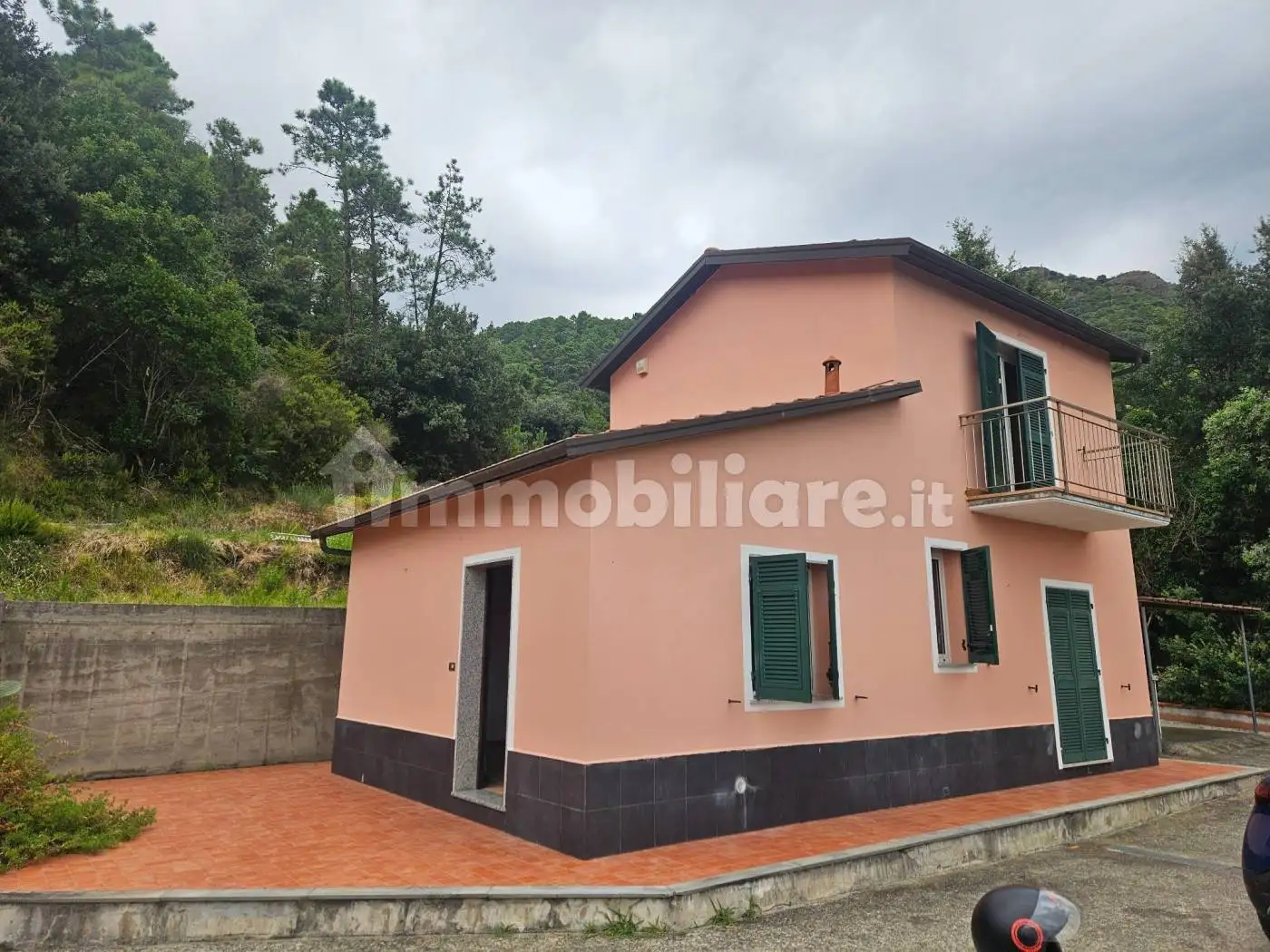 Villa in vendita a Castiglione Chiavarese