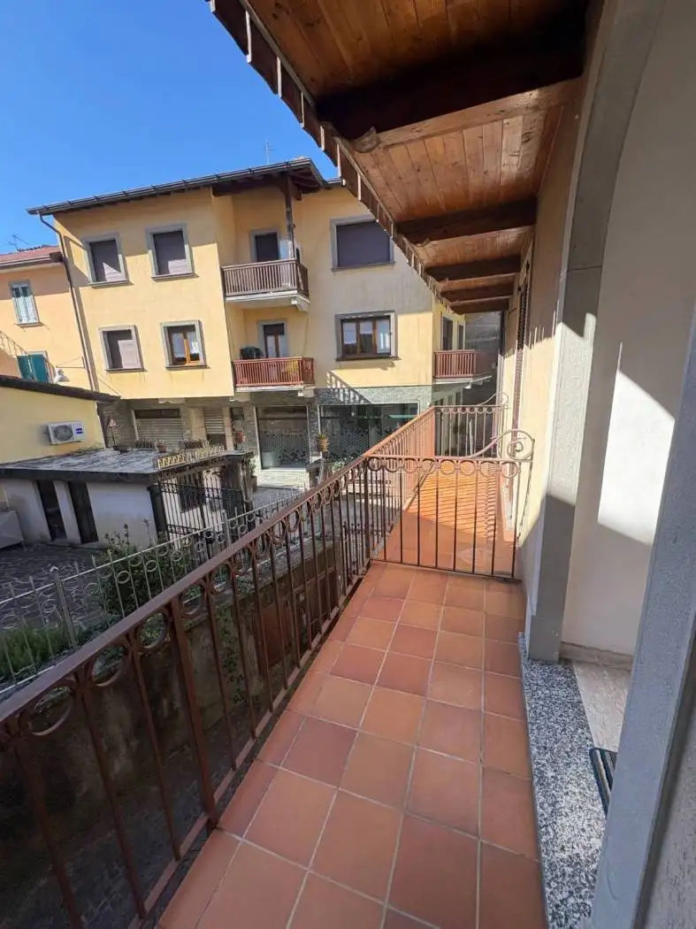 Appartamento in vendita a Villa d'Ogna