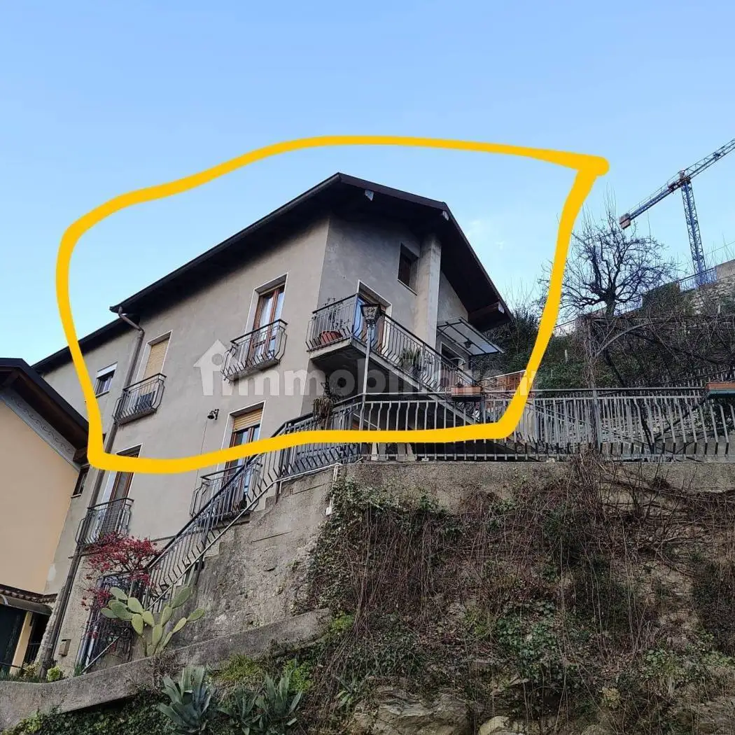 Appartamento in vendita a Pognana Lario