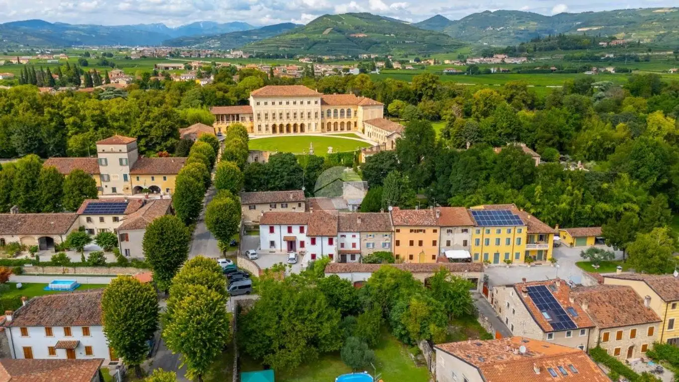 Rustico - Casale in vendita a Illasi