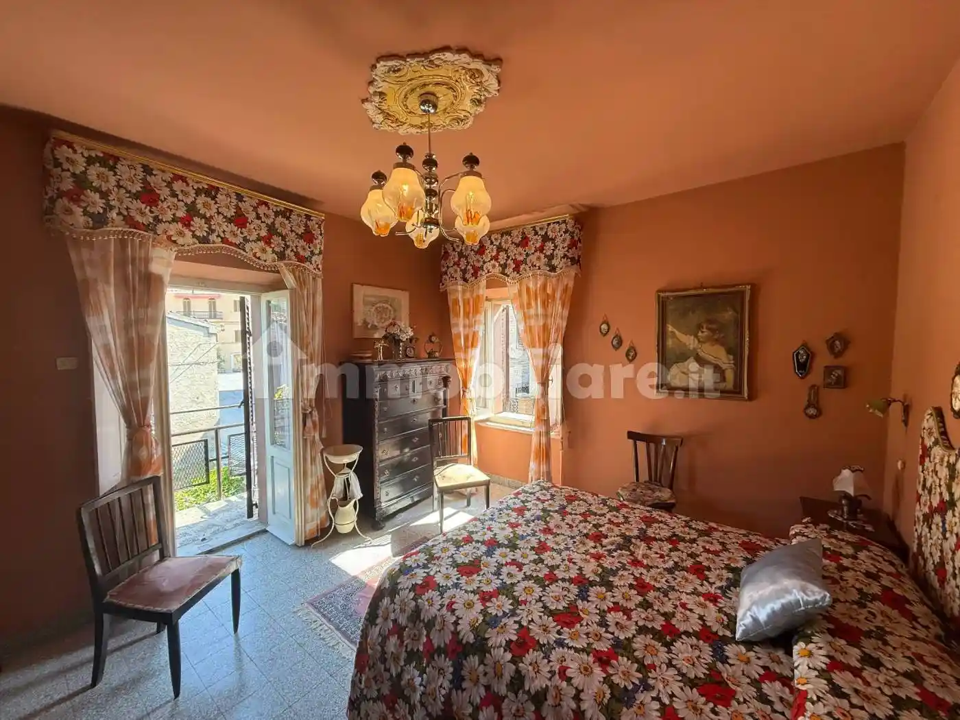 Casa indipendente in vendita a Fabriano