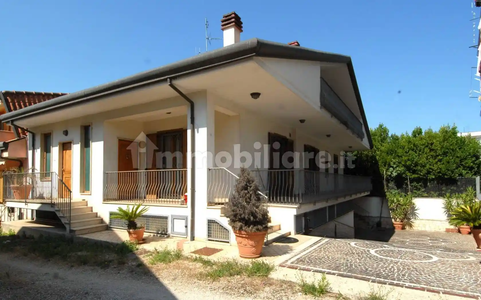 Villa in vendita a Frosinone
