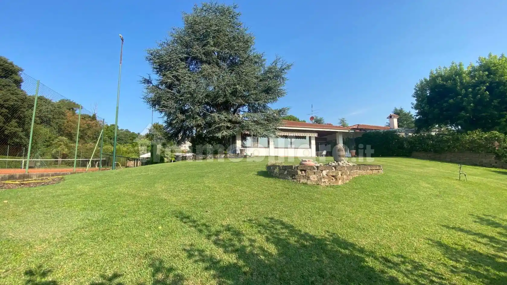 Villa in vendita a Sommacampagna