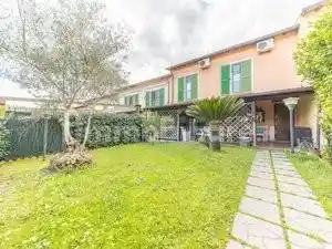 Villetta a schiera in vendita a Formello