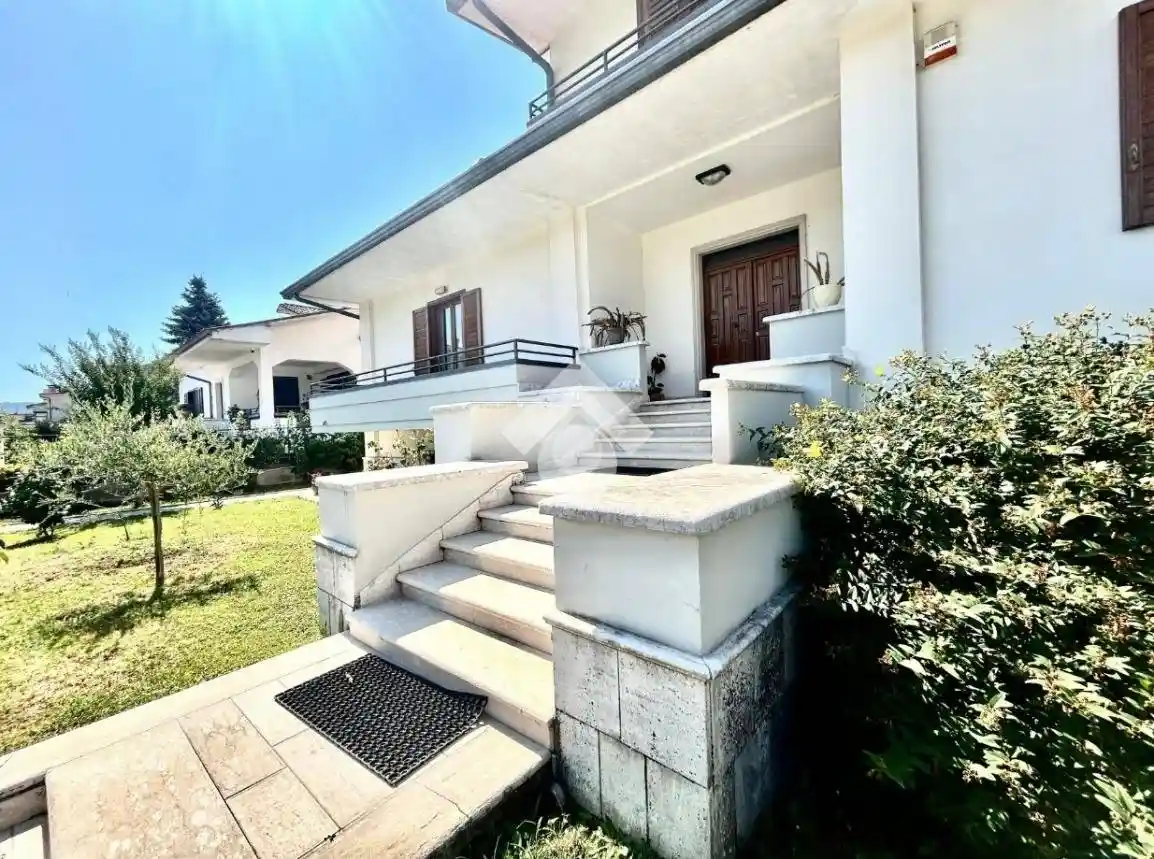 Villa unifamiliare via san marciano 2° trav. 3, Trescine, Cervinara - foto 2