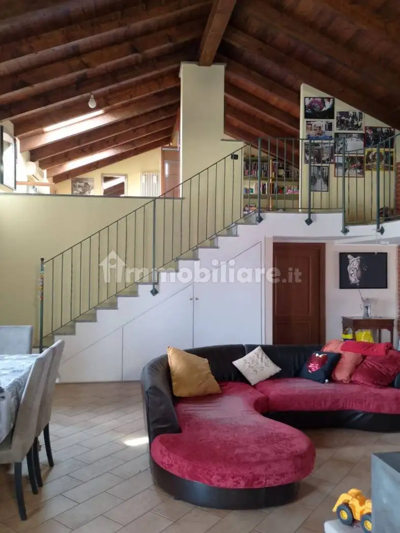 Trilocale via Camillo Benso di Cavour 33, Carpignano Sesia - foto 3