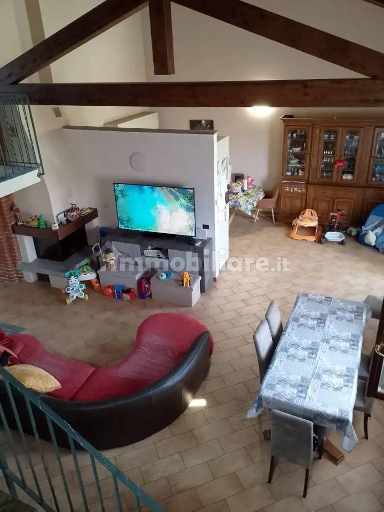 Trilocale via Camillo Benso di Cavour 33, Carpignano Sesia - foto 5