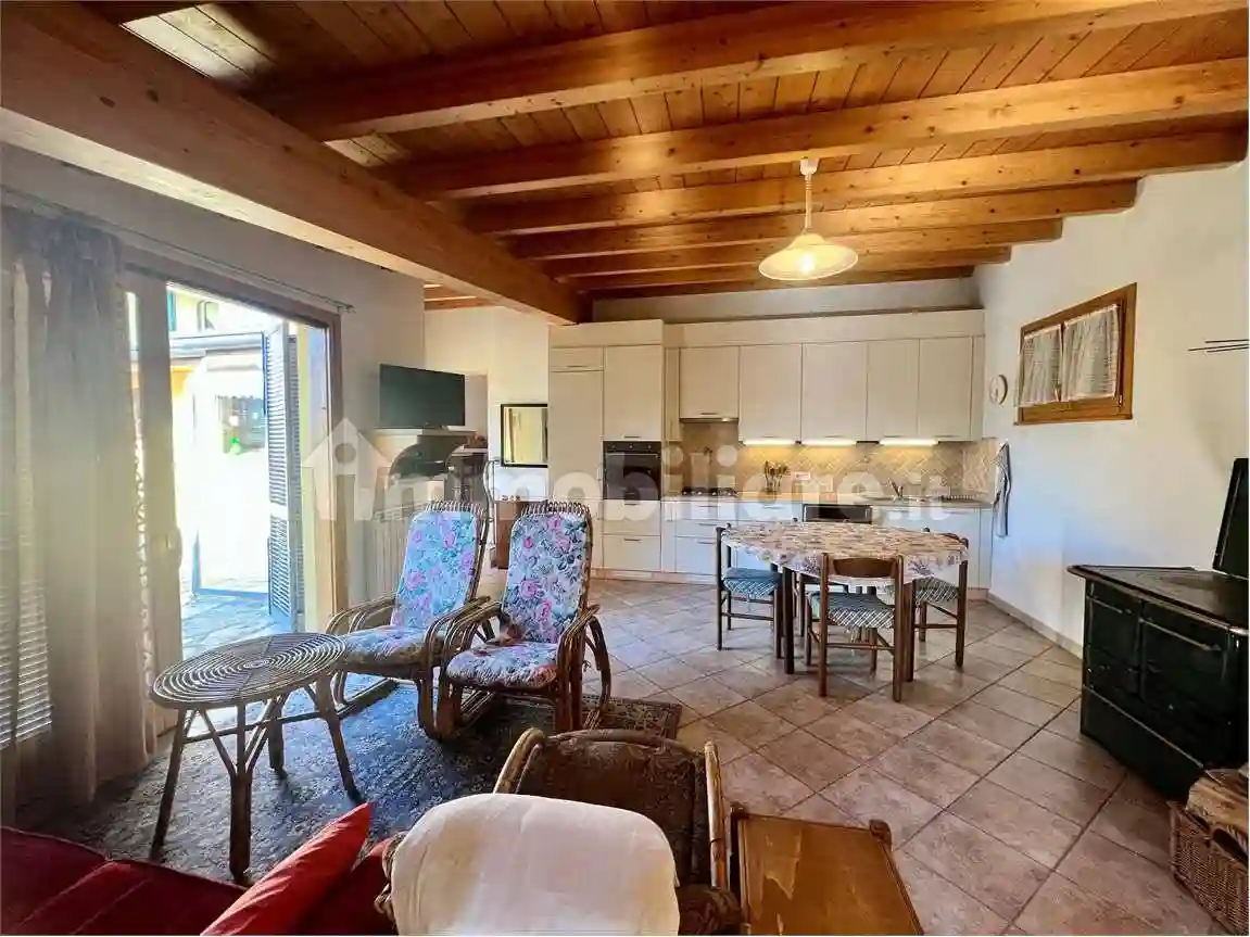 Casa indipendente - foto 2