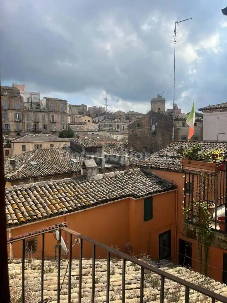 Quadrilocale via Camillo Benso Conte di Cavour 34, Centro, Lanciano - foto 4