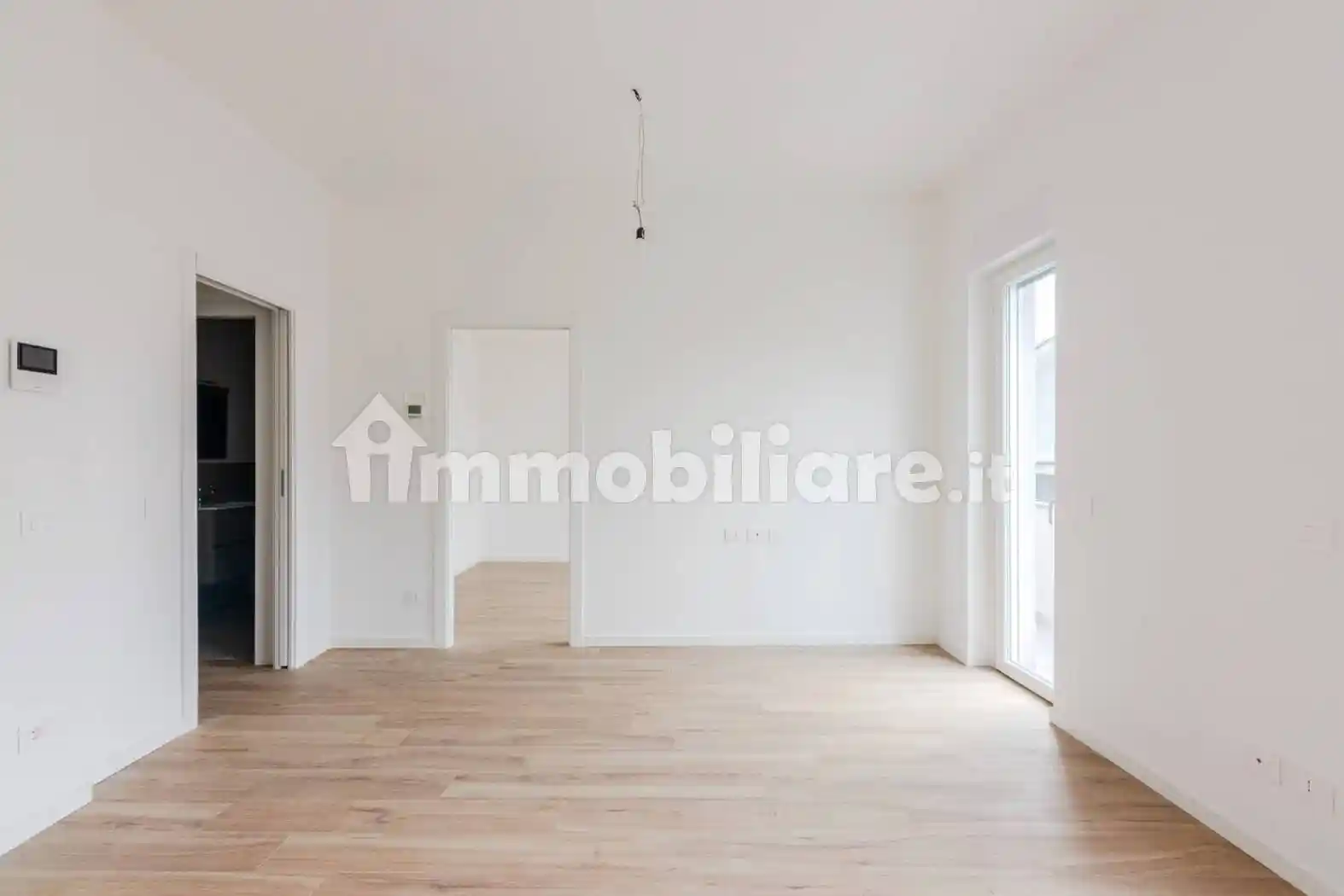 Bilocale via Cortina d'Ampezzo 12, Corvetto, Milano - foto 2