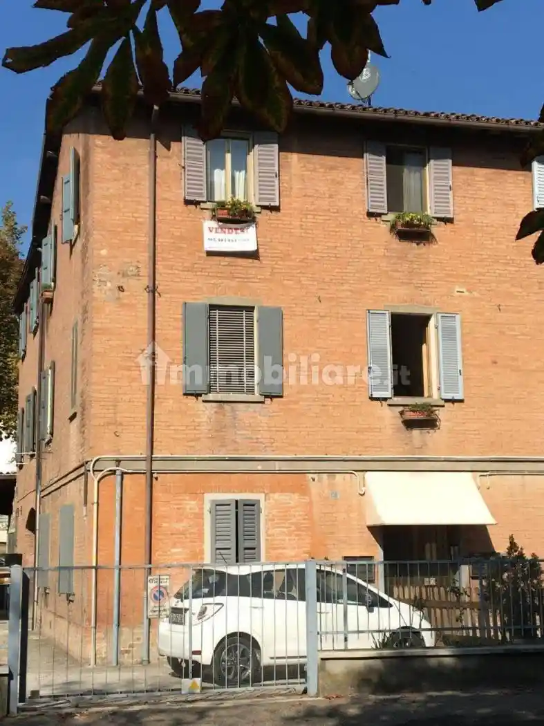 Appartamento in vendita a Modena