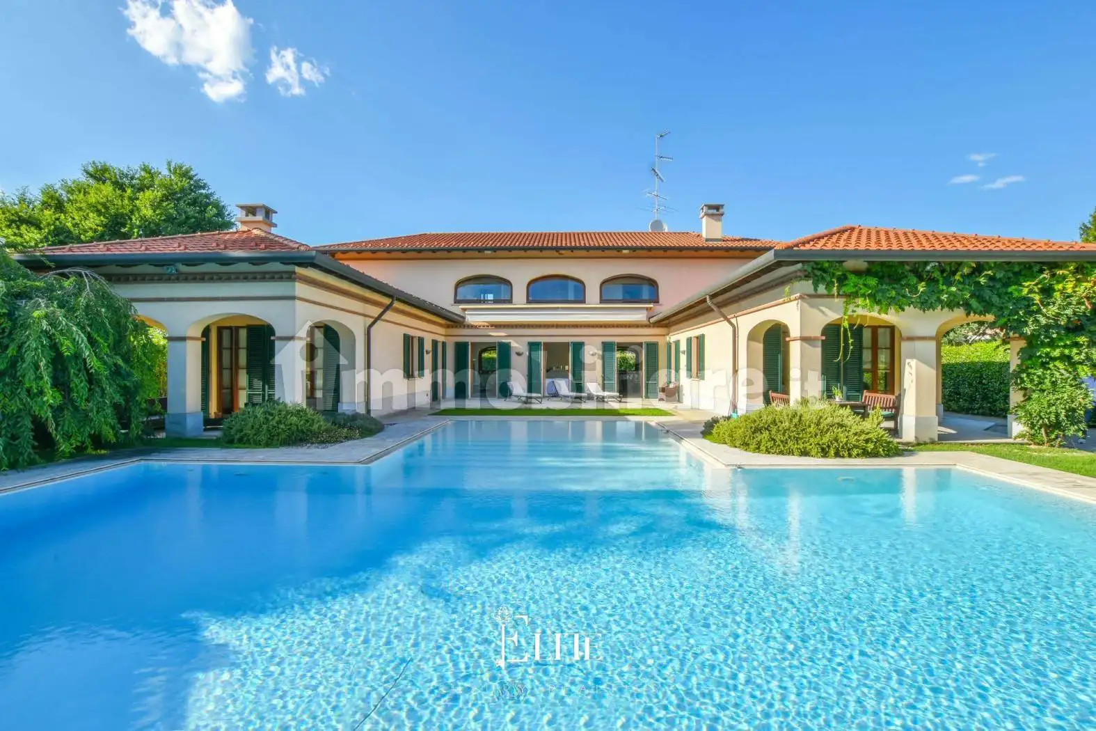 Villa in vendita a Gallarate