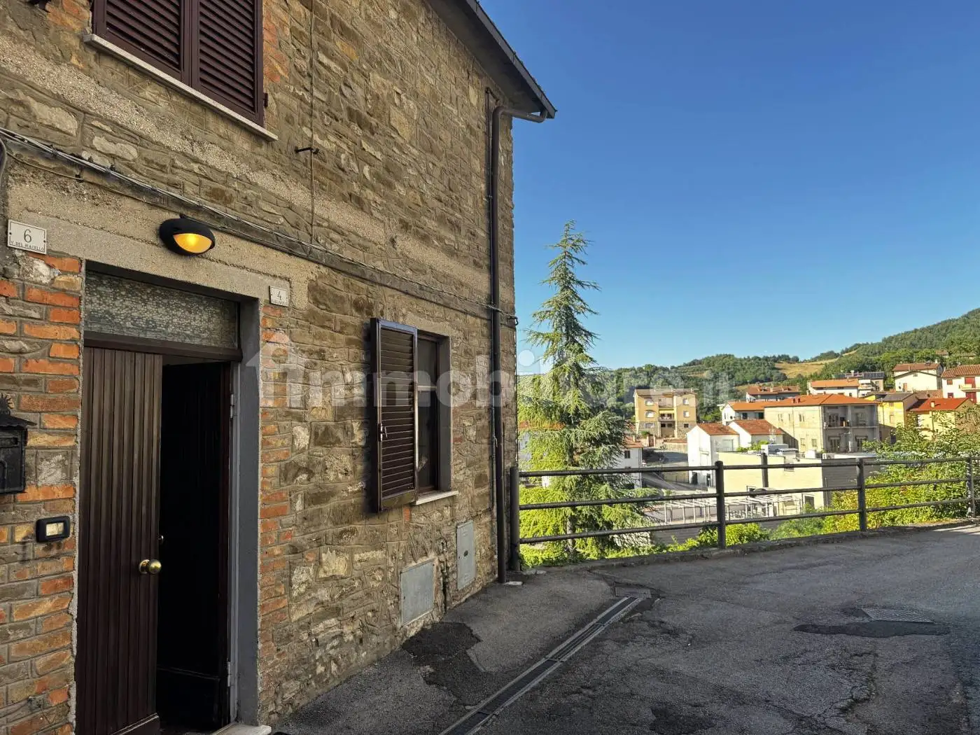 Casa indipendente in vendita a Pietralunga