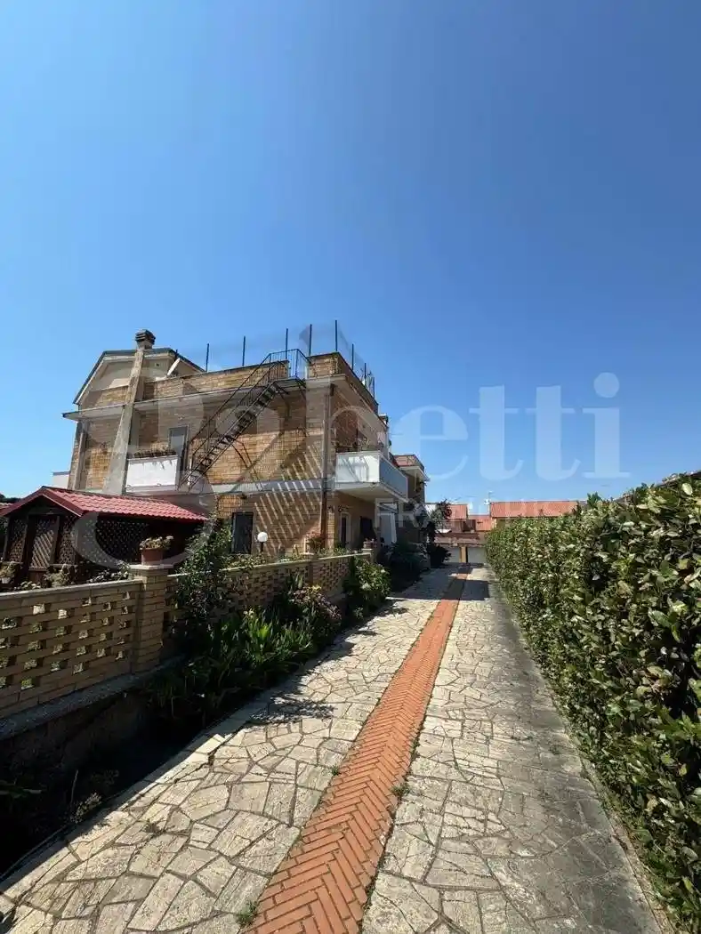 Villa in vendita a Ardea