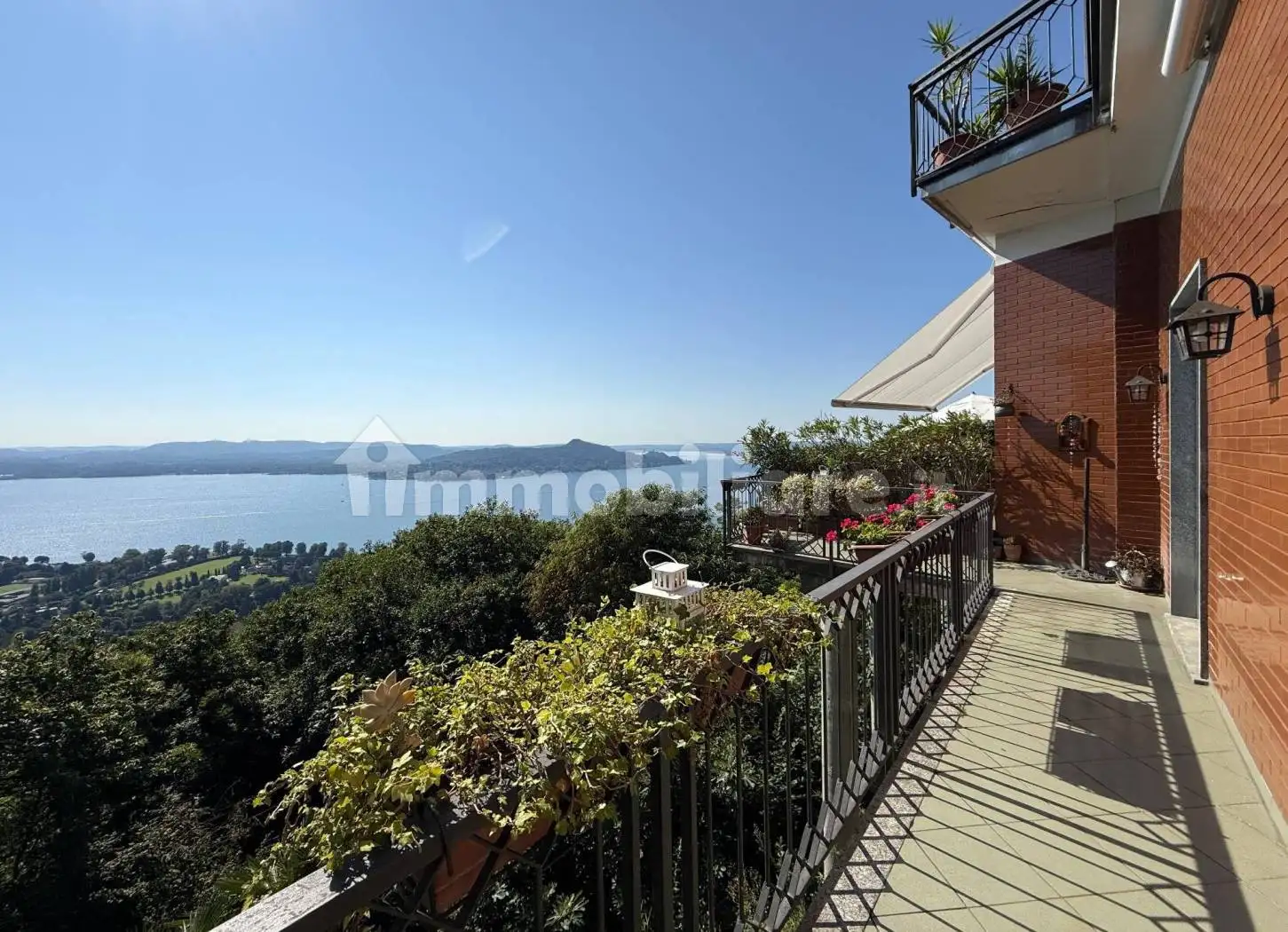 Appartamento in vendita a Massino Visconti