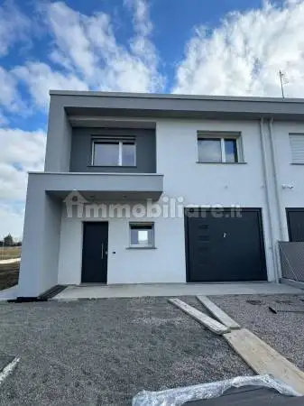 Villa in vendita a Calderara di Reno