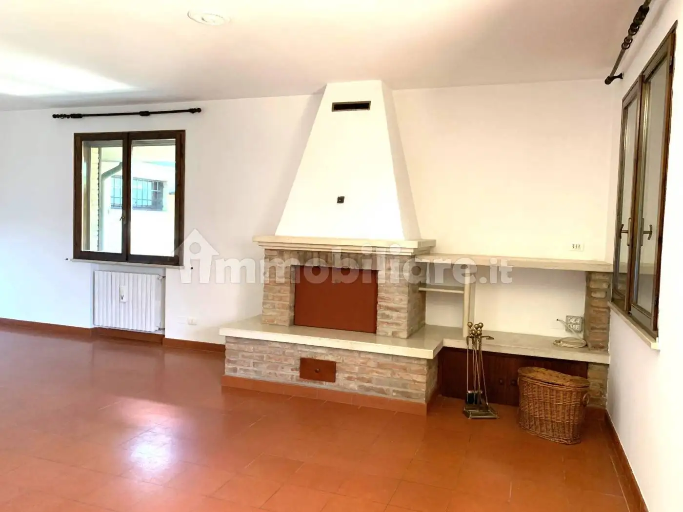 Villa unifamiliare via della Repubblica 24, Centro, Masi Torello - foto 3